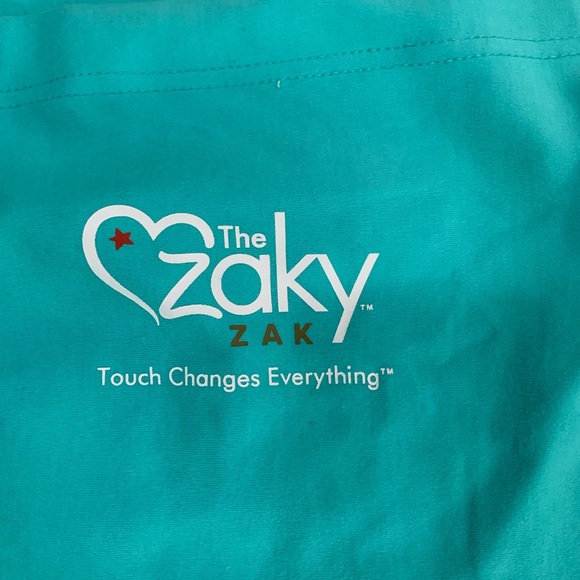 The Zaky Zak for skin to skin / kangaroo care with baby - Picture 2 of 8